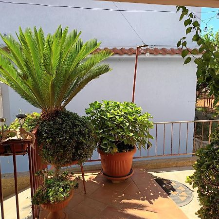 Apartman Nada Sali Exterior foto